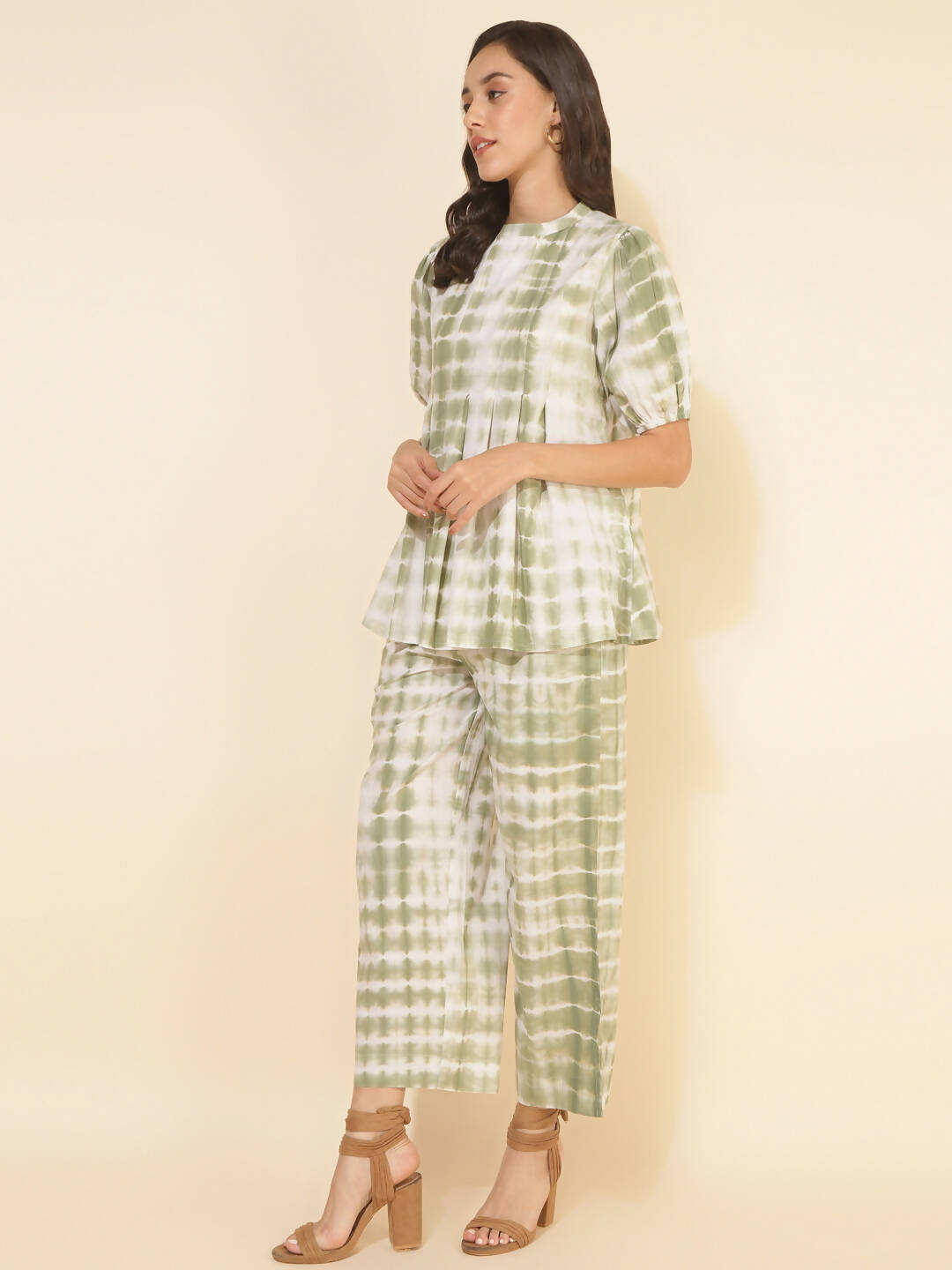 Janasya Women's Off White Cotton Tie & Dye Casual A-line Co-ords - Swadesiicart