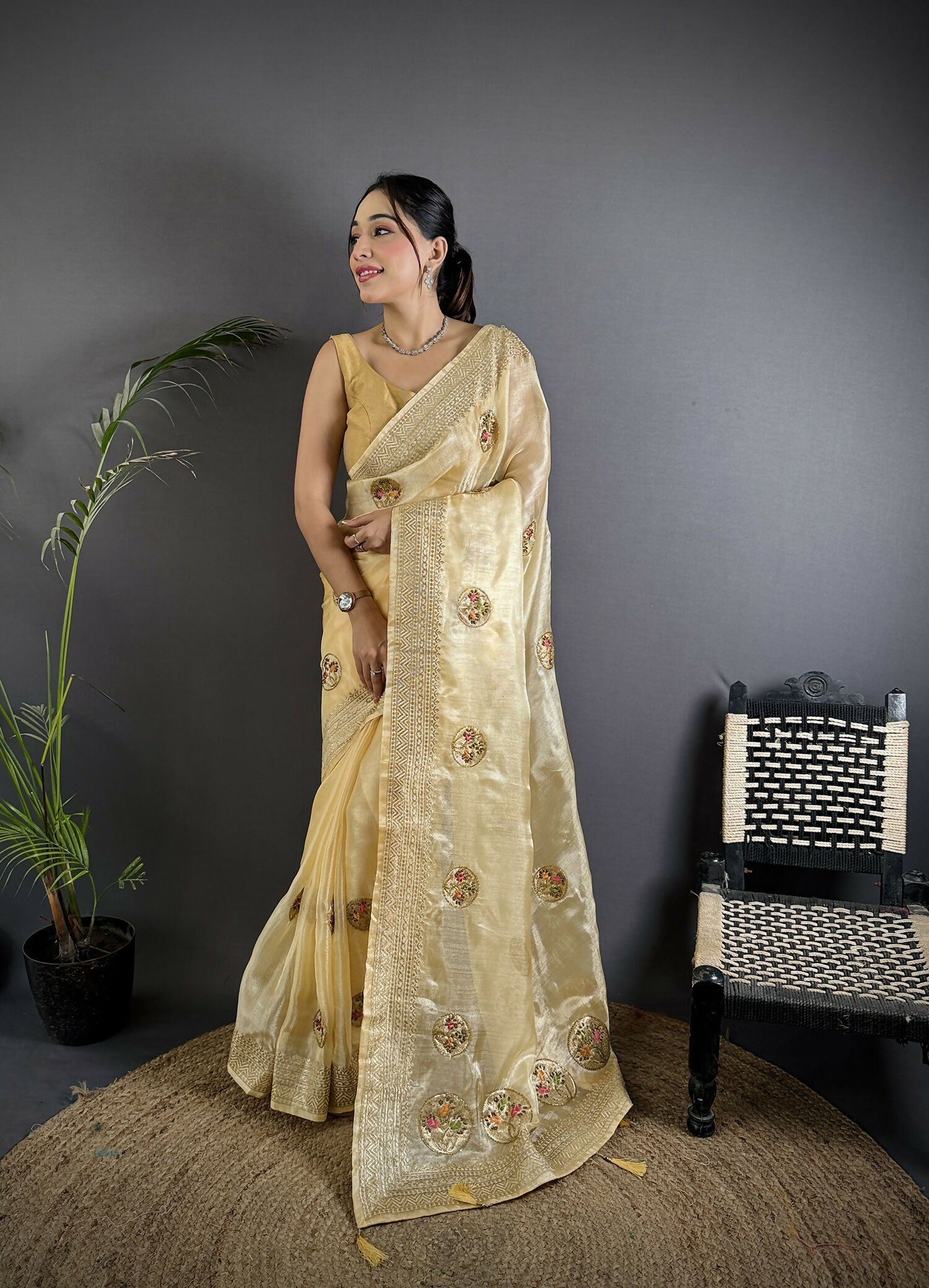 Joban Fashion Light Yellow Handloom Banarasi Organza Silk Khatali Butta Work Saree | Swadesiicart