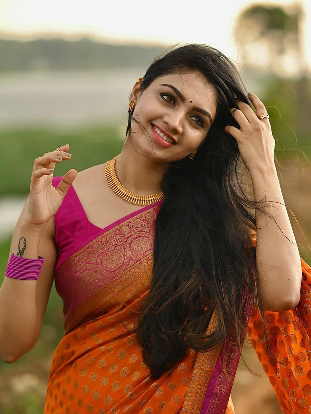 Kalini Ethnic Motifs Woven Design Zari Banarasi Saree | Swadesiicart