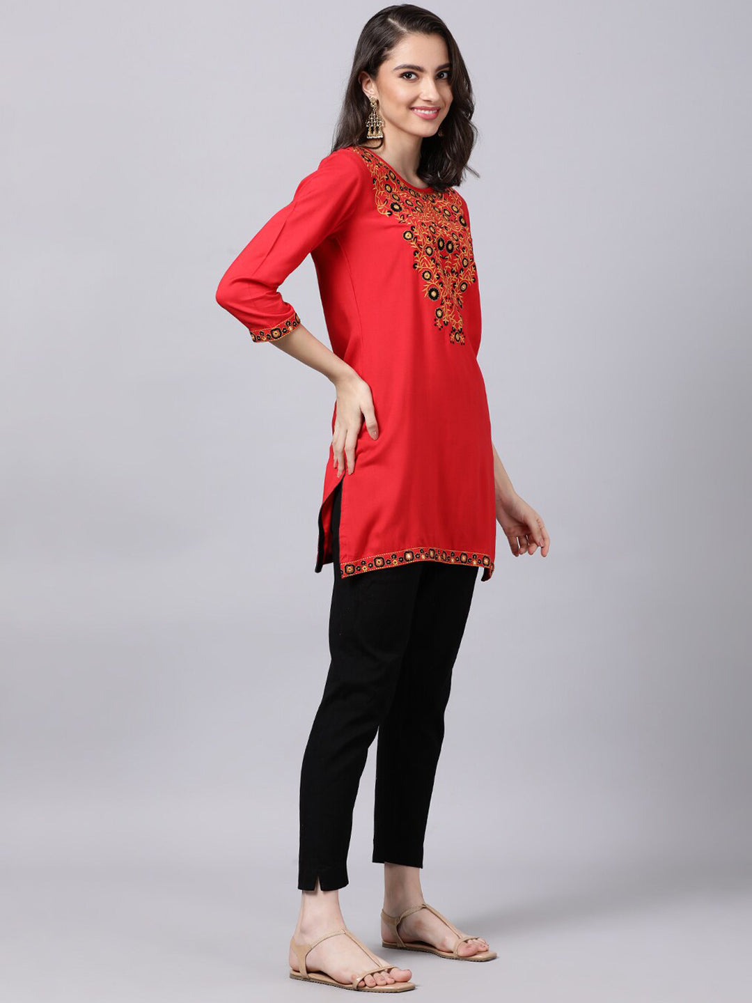 Souchii Women Red Yoke Design Thread Work Grandeur & Majestic Artwork Kurta - Swadesiicart