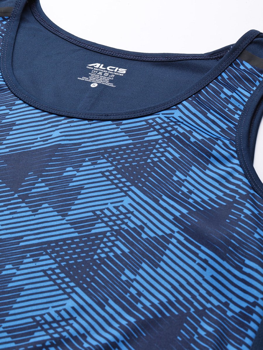 Alcis Men Printed Dry Tech Slim Fit T-shirt | Swadesiicart