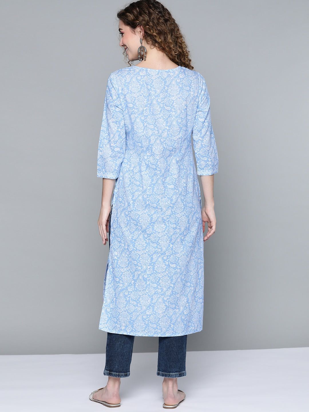 HERE&NOW Women Blue & White Paisley Printed Cotton Kurta - Swadesiicart