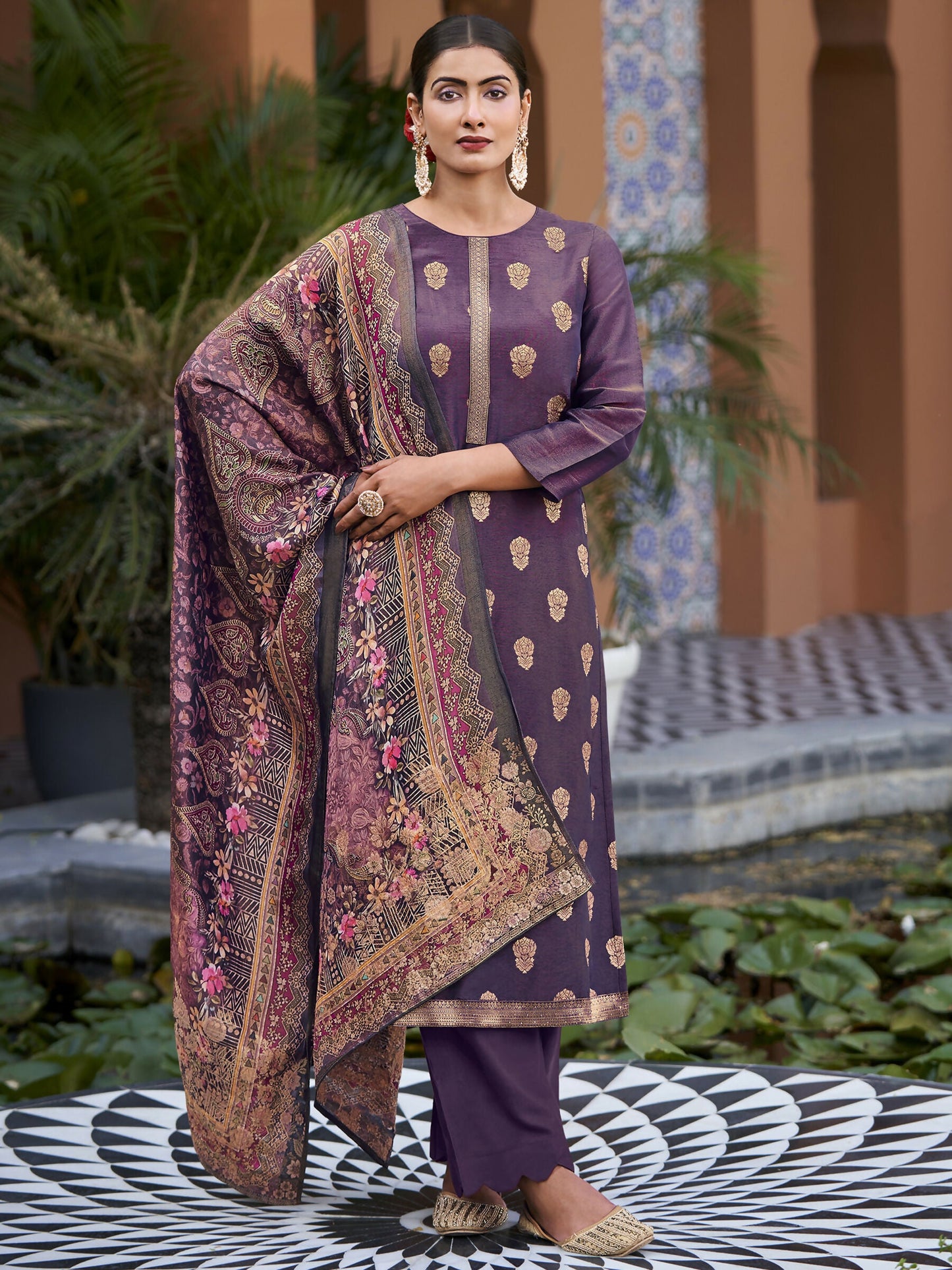 Jyoti Fashion Women's Purple Pure Silk Elegant Jacquard Woven Kurta with Trouser & Dupatta | Swadesiicart