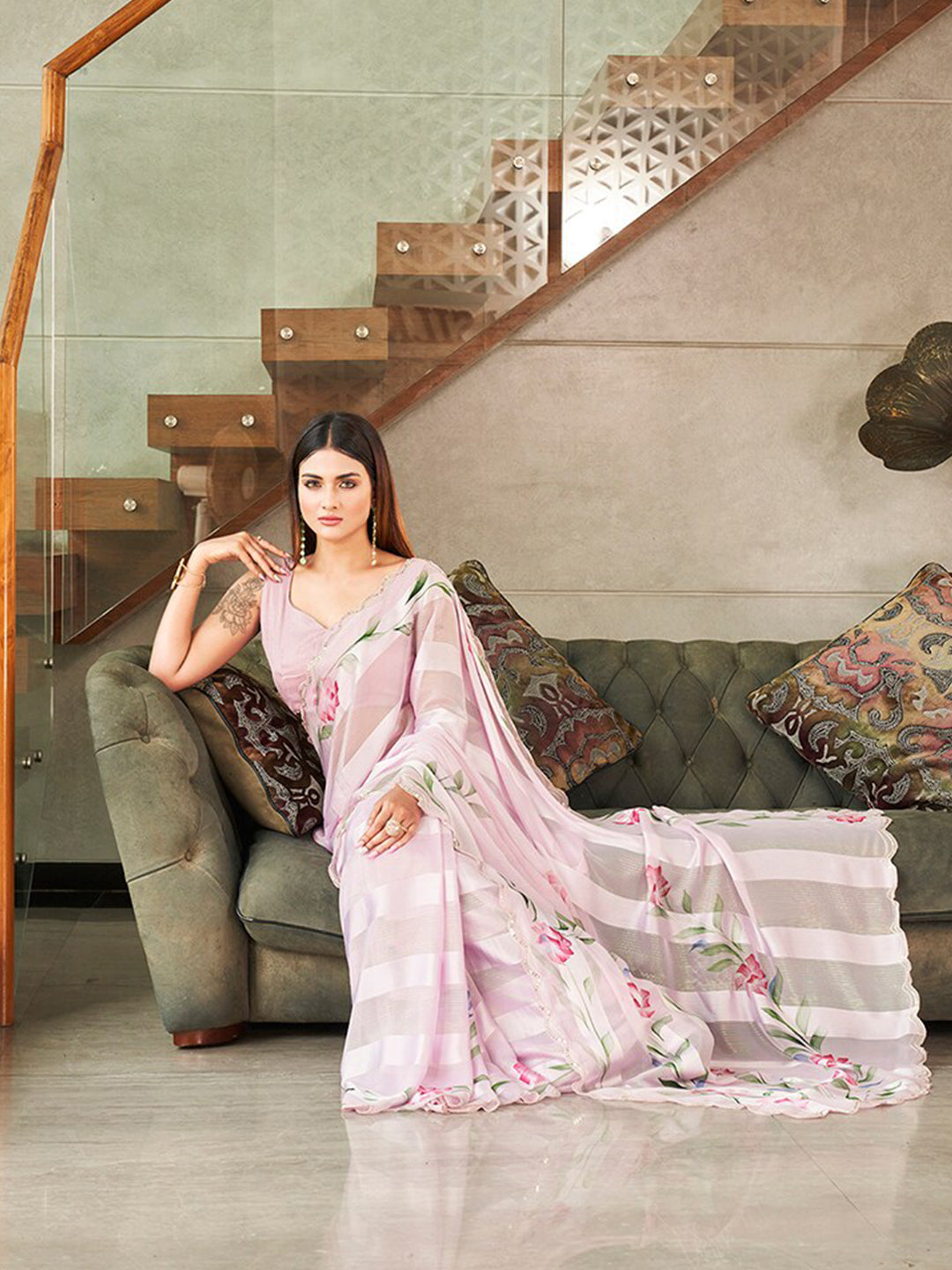 Tikhi Imli Floral Printed Sequinned Saree | Swadesiicart
