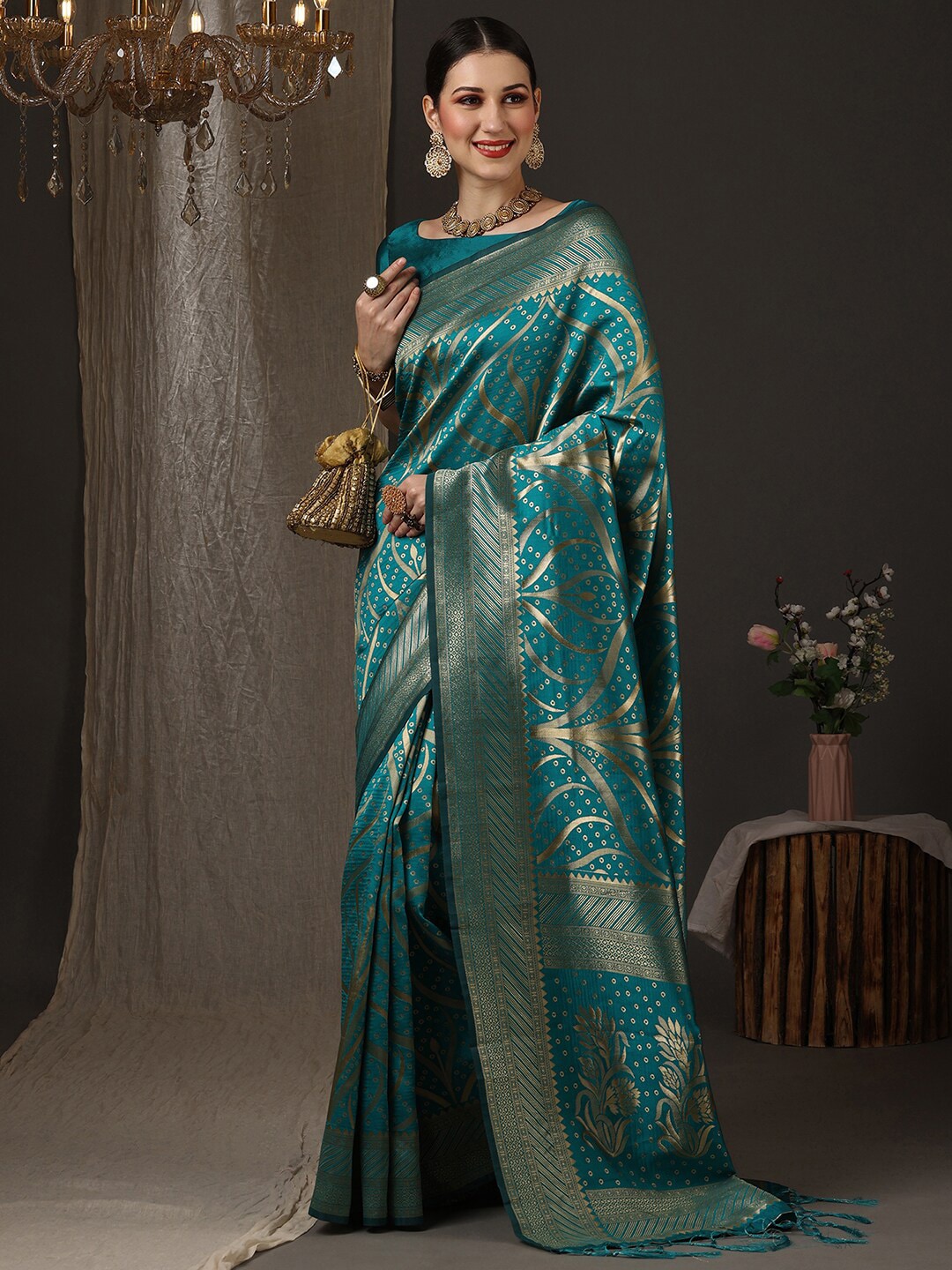 Saree Mall Woven Design Zari Silk Blend Banarasi Saree | Swadesiicart