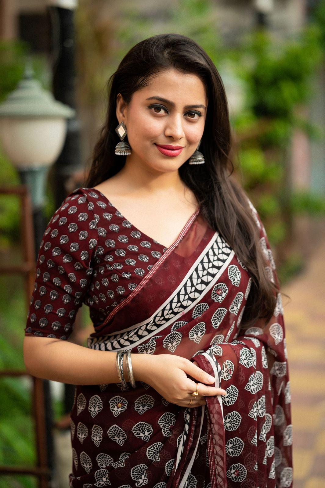 Maroon Poly Georgette Ajrak Saree with Unstitched Blouse - Hiral Fashion | Swadesiicart