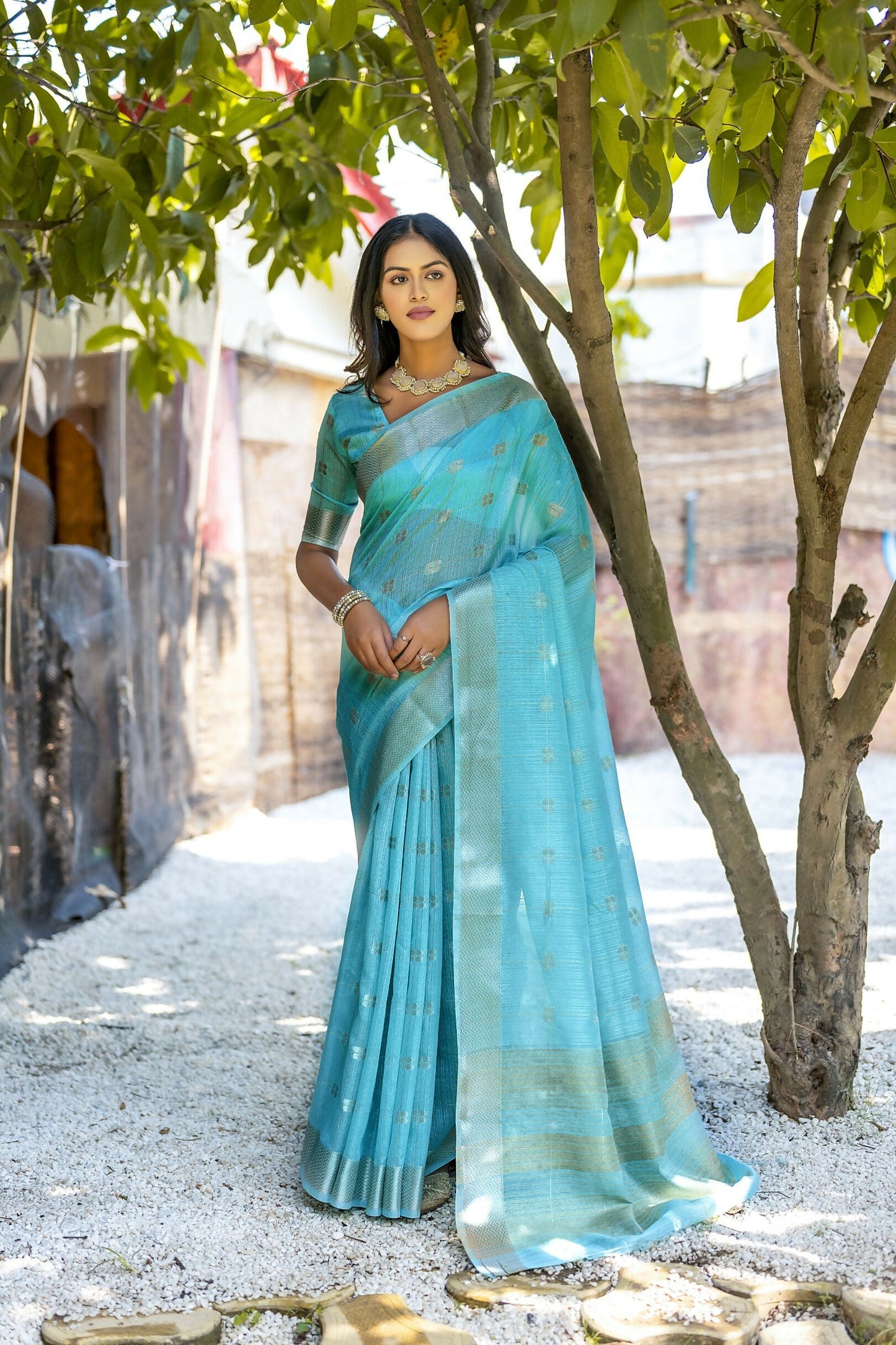 Vishnu Weaves Women's Sea-Green Pure Cotton Zari Woven Saree with Blouse - Swadesiicart