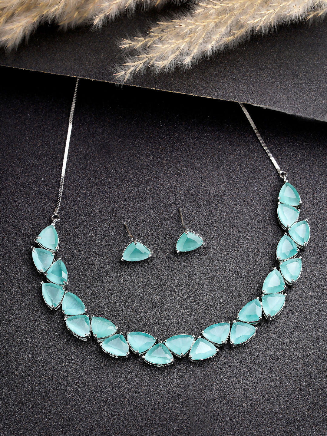 NVR Women's Green Artificial Stones Studded Handcrafted Jewellery Set - Swadesiicart
