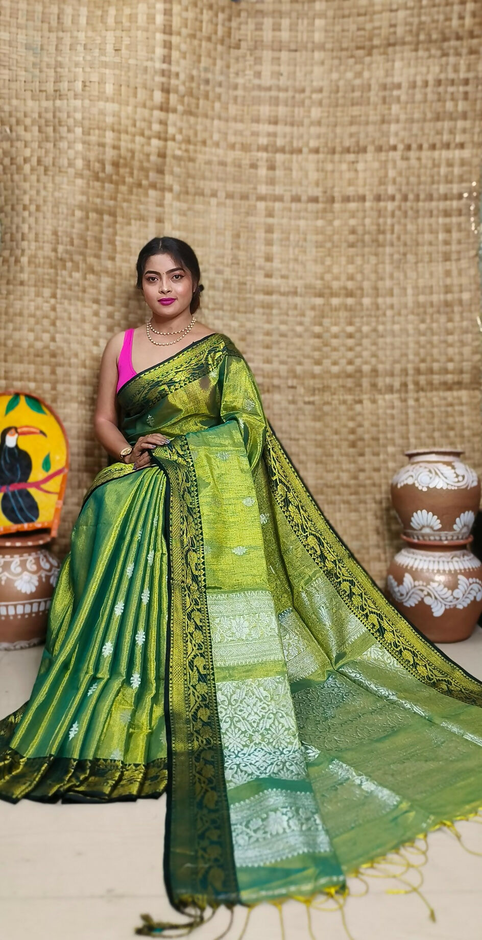 Exclusive Collection Green Beautiful Tissue Benarasi Saree - Swadesiicart
