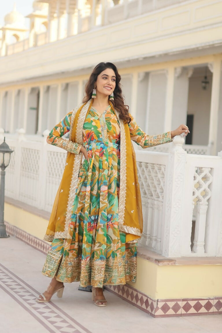 Jyoti Fashion Women's Green Russian Silk Sequins Zari Embroideredy Anarkali Dress with Dupatta | Swadesiicart