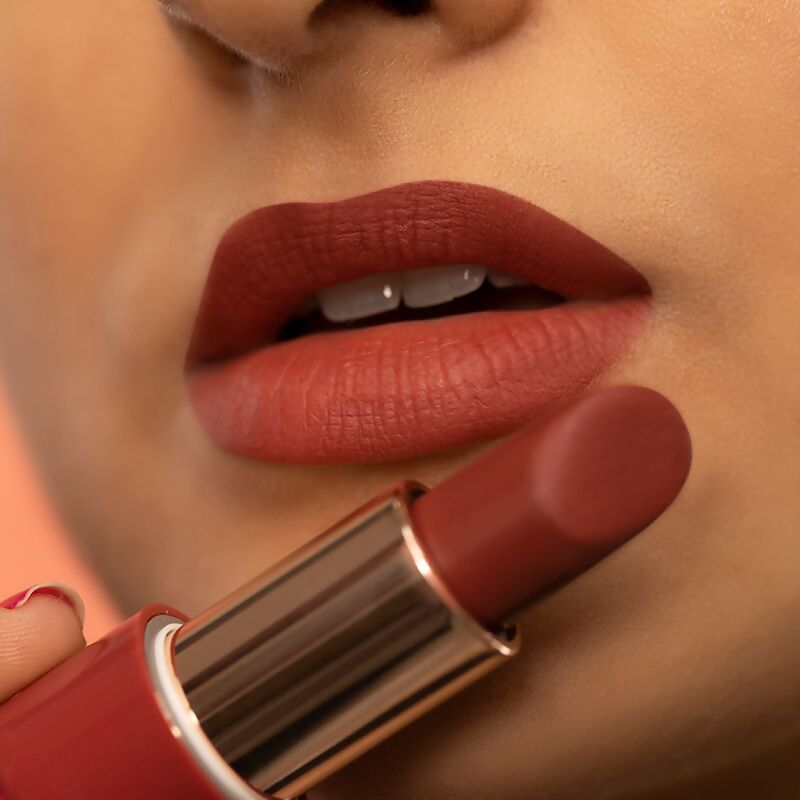 Kay Beauty By Katrina Kaif Matte Drama Long Stay Lipstick - Red Carpet | Swadesiicart
