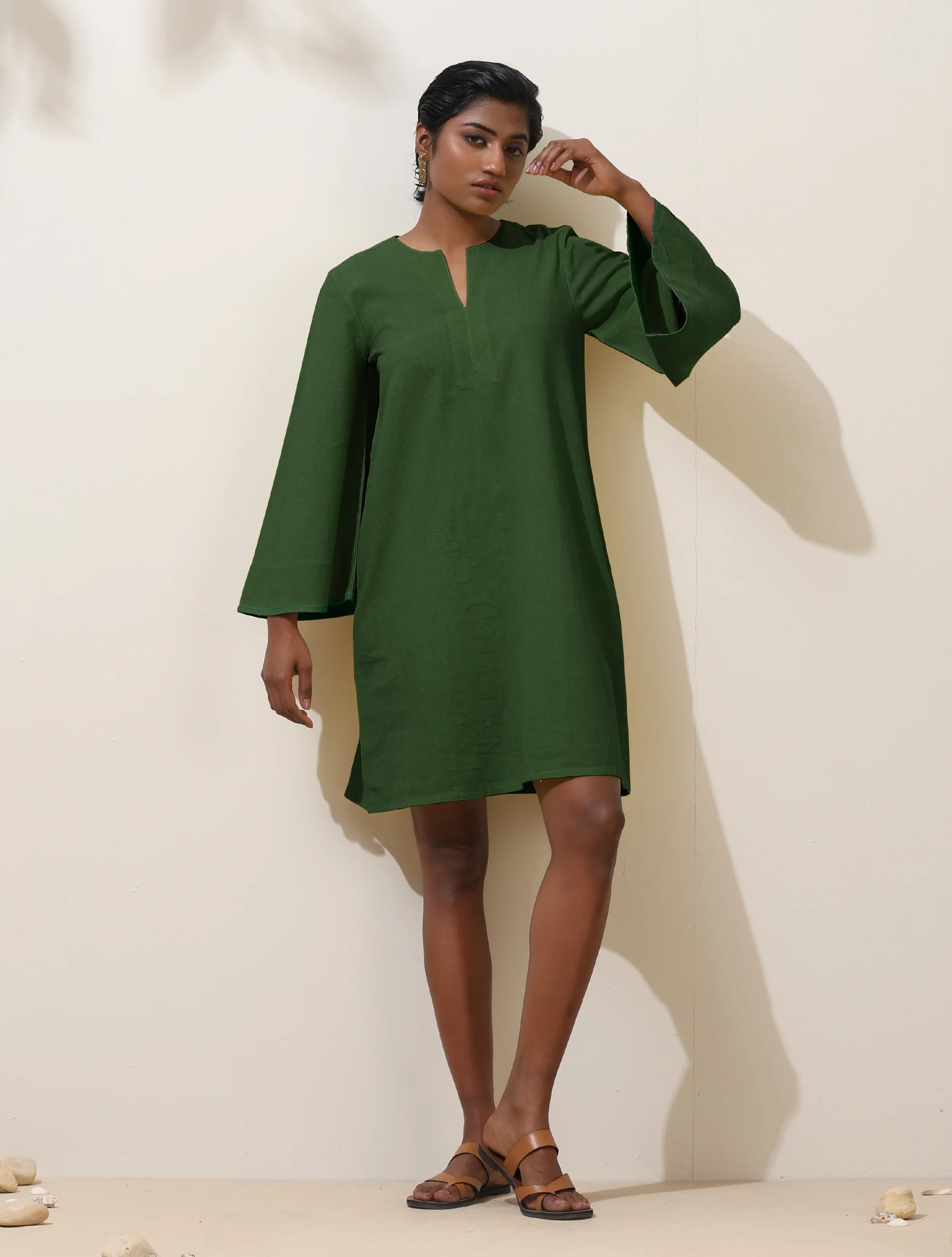 trueBrowns Green Cotton Blend Short Dress | Swadesiicart