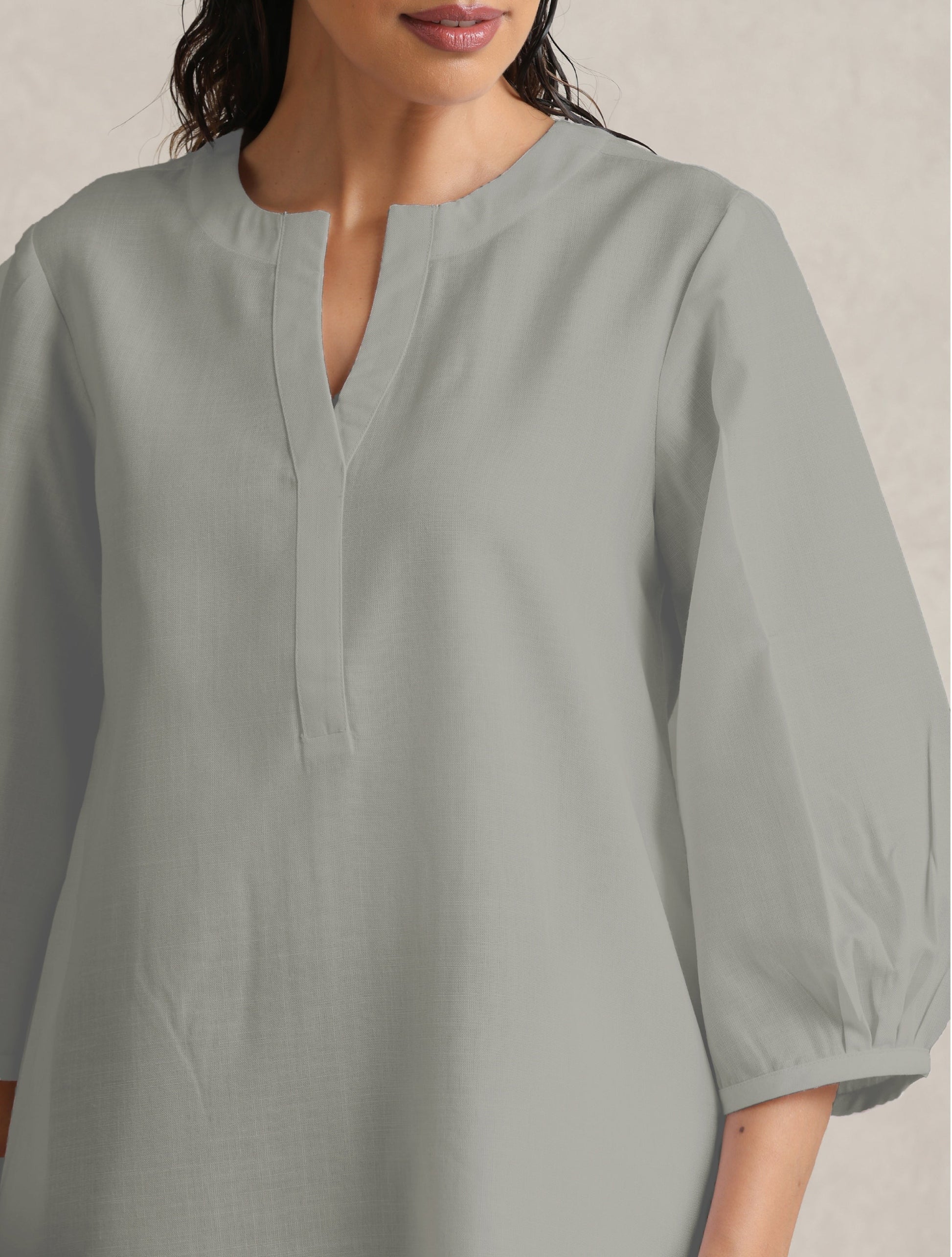 trueBrowns Grey Cotton Blend Short Kurta | Swadesiicart