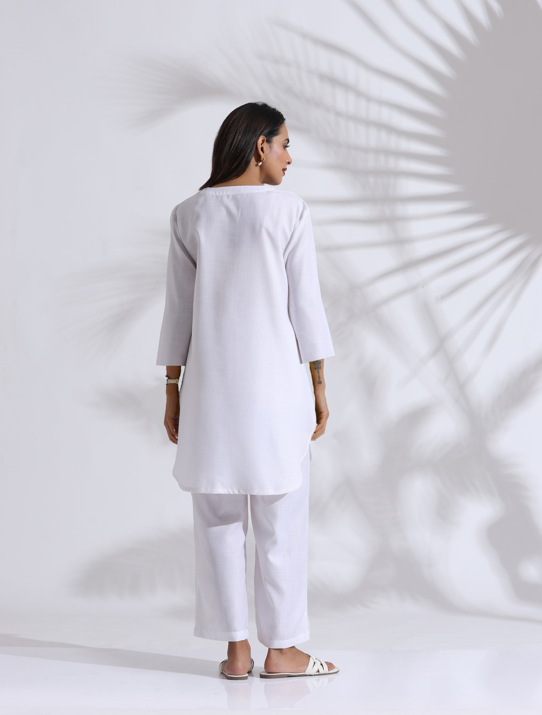 trueBrowns White Slub Kurta Co-ord Set - Swadesiicart