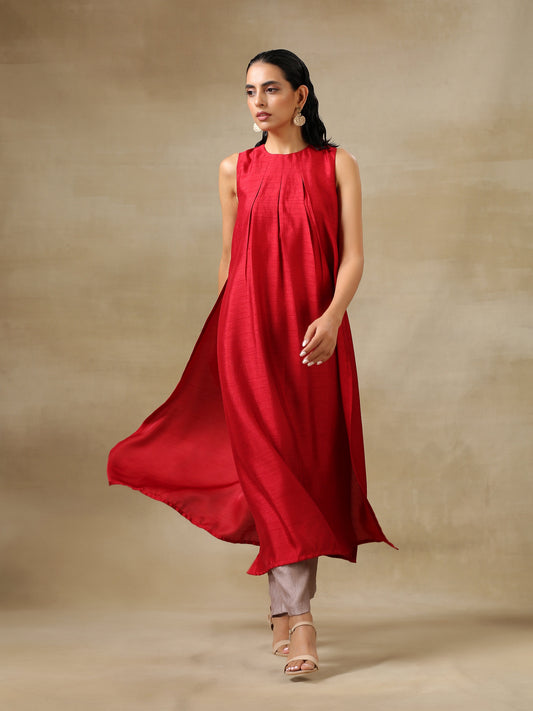 trueBrowns Maroon Textured Silk Sleeveless Kurta Pant Set | Swadesiicart