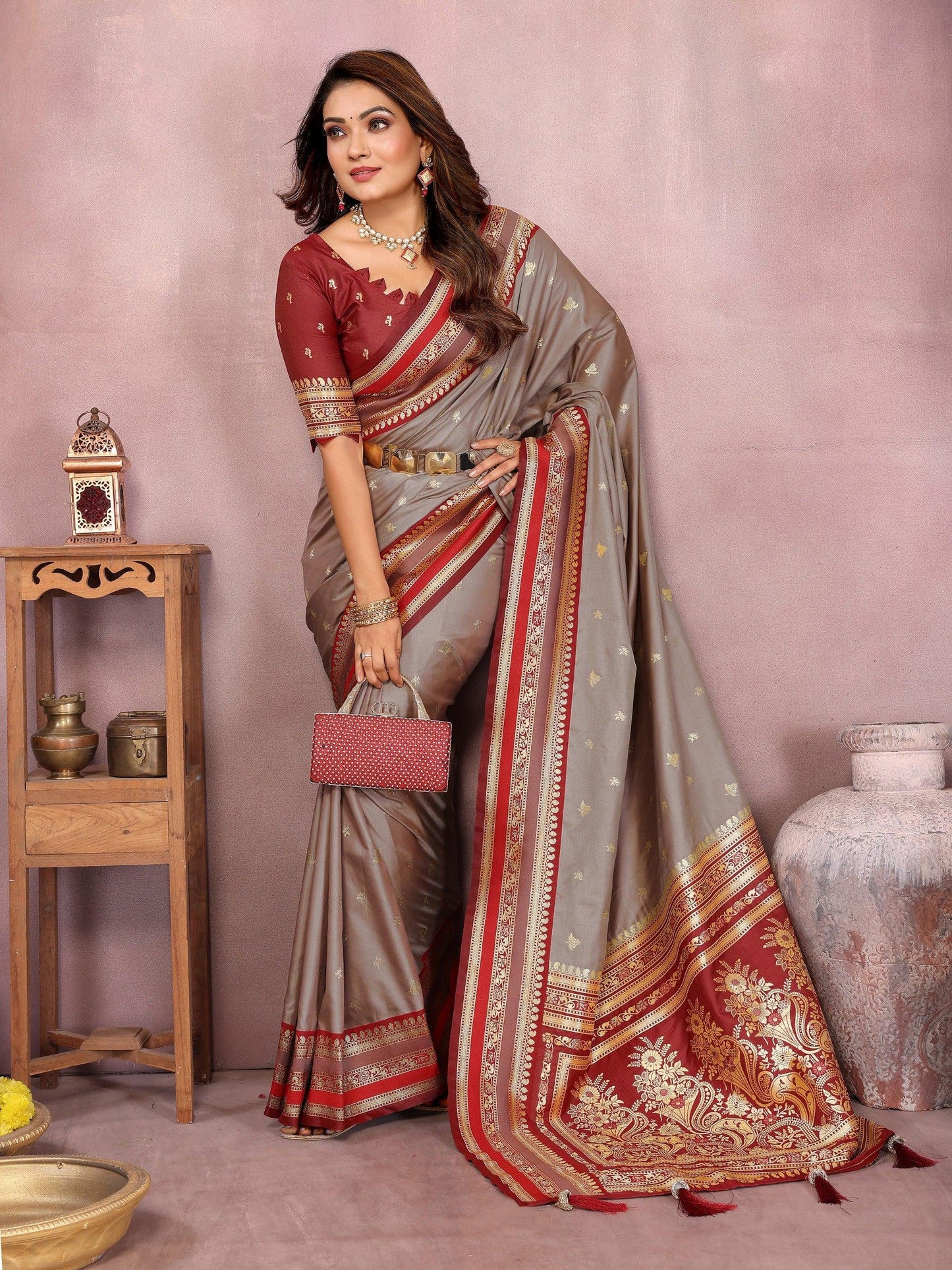 Anaita Grey Handloom Kalamkari Silk Saree With Zari Woven Work