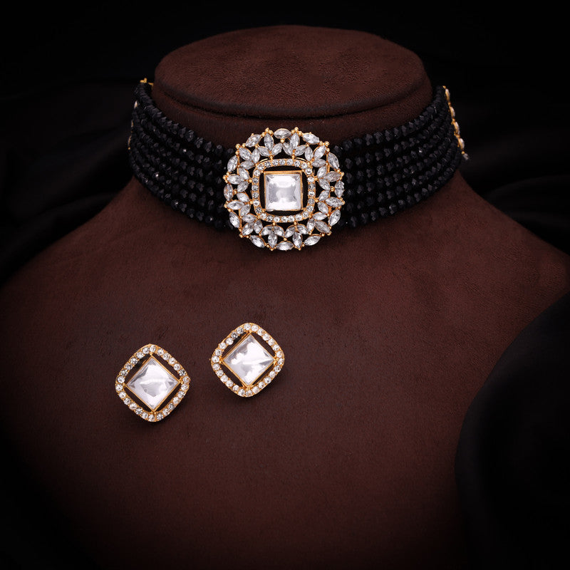 Tehzeeb Creations Brass Gold-Polished Gold, Black, White Jewel Set - Swadesiicart