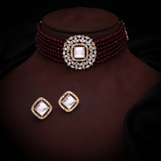 Tehzeeb Creations Brass Gold-Polished Gold, Maroon, White Jewel Set - Swadesiicart