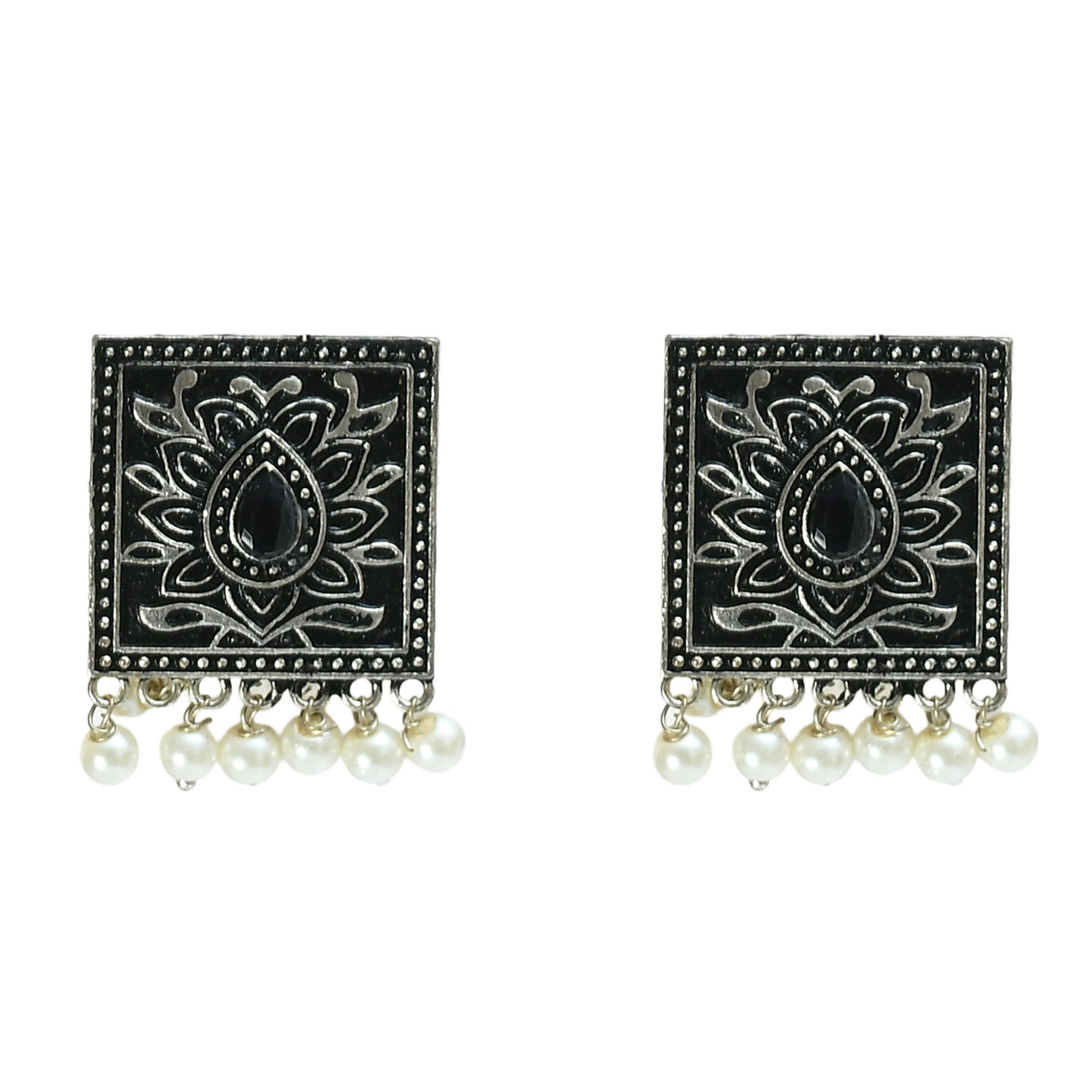 Mominos Fashion Johar Kamal Statement Silver-Plated Brass Finish Kundan/Pearls Choker For Women (Black) | Swadesiicart