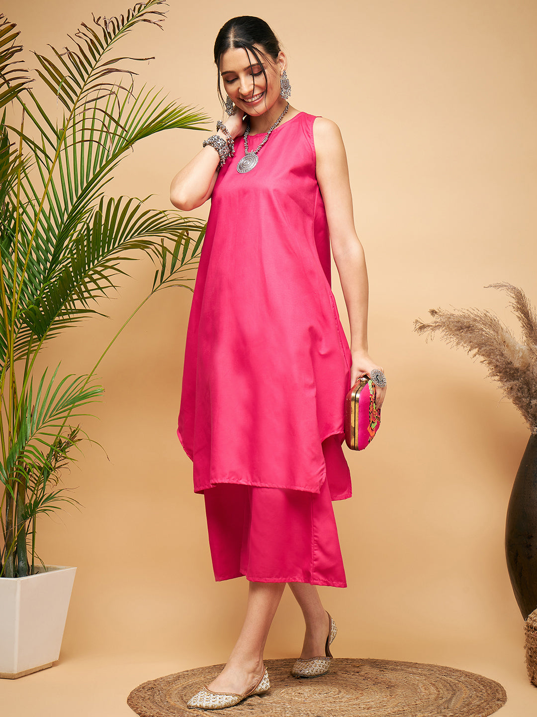 InWeave Women's Fuchsia Short Kurta Palazzo Set - Swadesiicart
