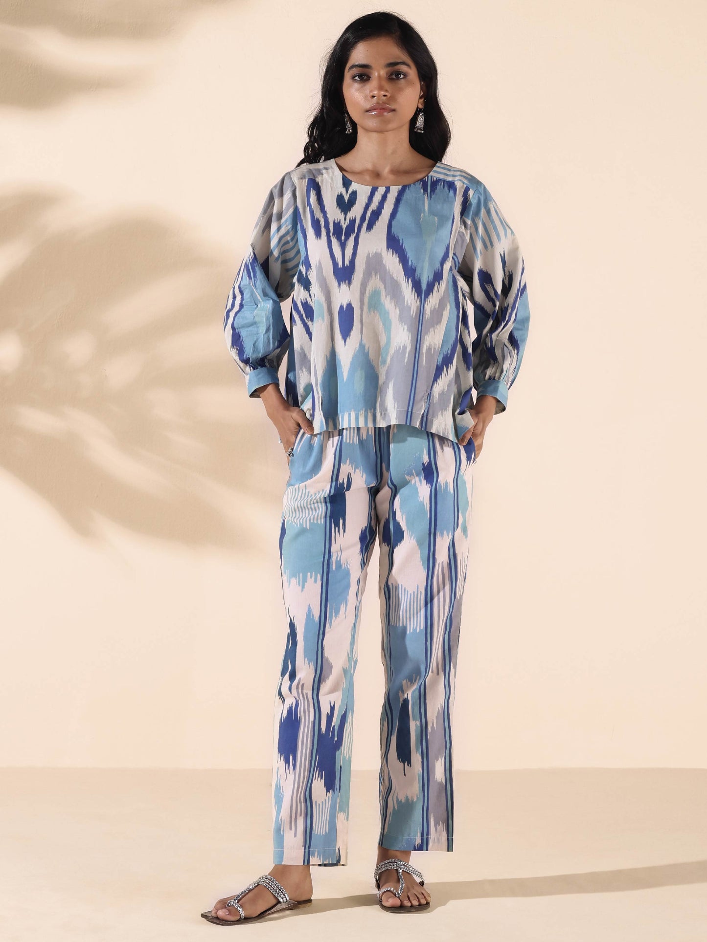 trueBrowns Blue Cotton Ikat Short Co-ord Set - Swadesiicart