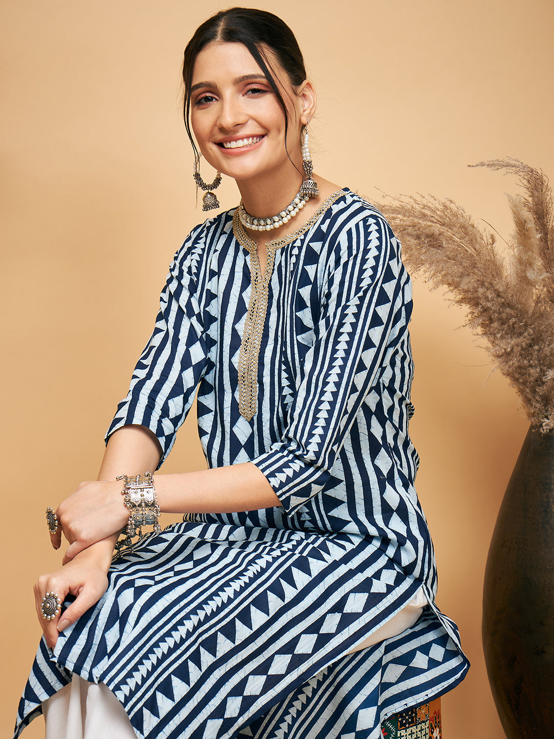 InWeave Women's White Navy Stripe Print Gota Straight Kurta Pant Set - Swadesiicart