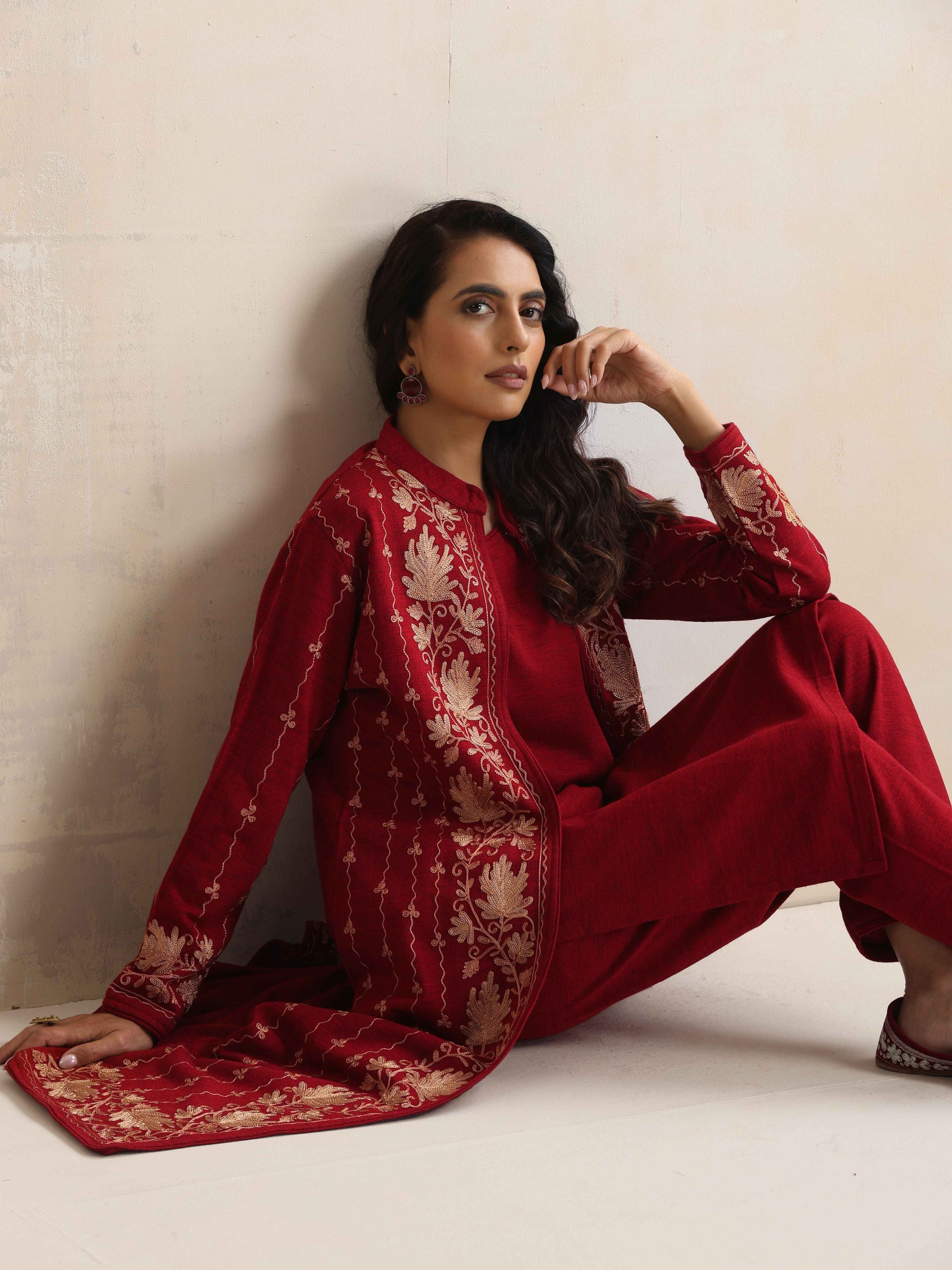 trueBrowns Red Kashmiri Woollen Jacket 3pc Set | Swadesiicart