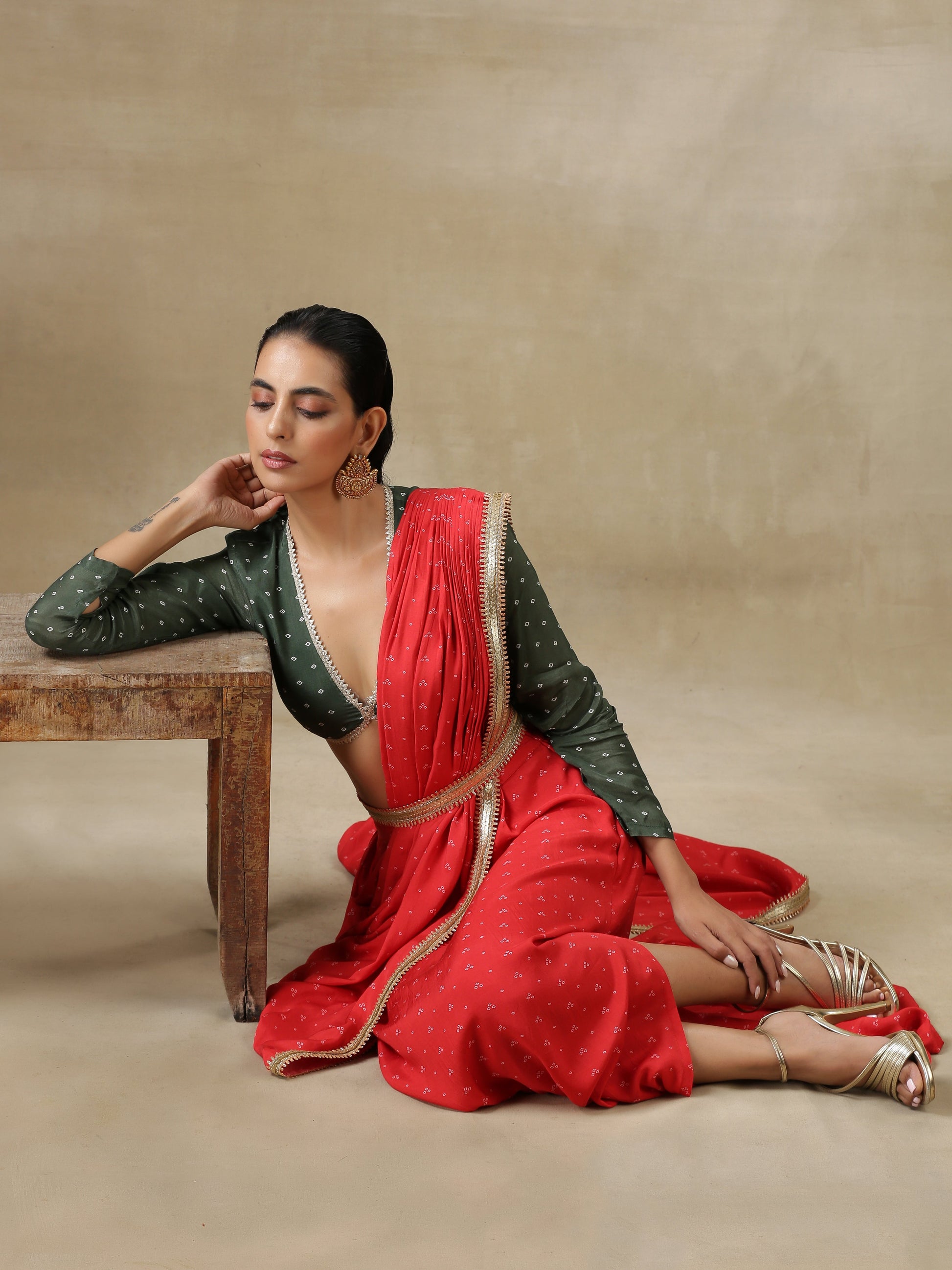 trueBrowns Red Bandhani Printed Silk Skirt Stitched Saree with Belt | Swadesiicart