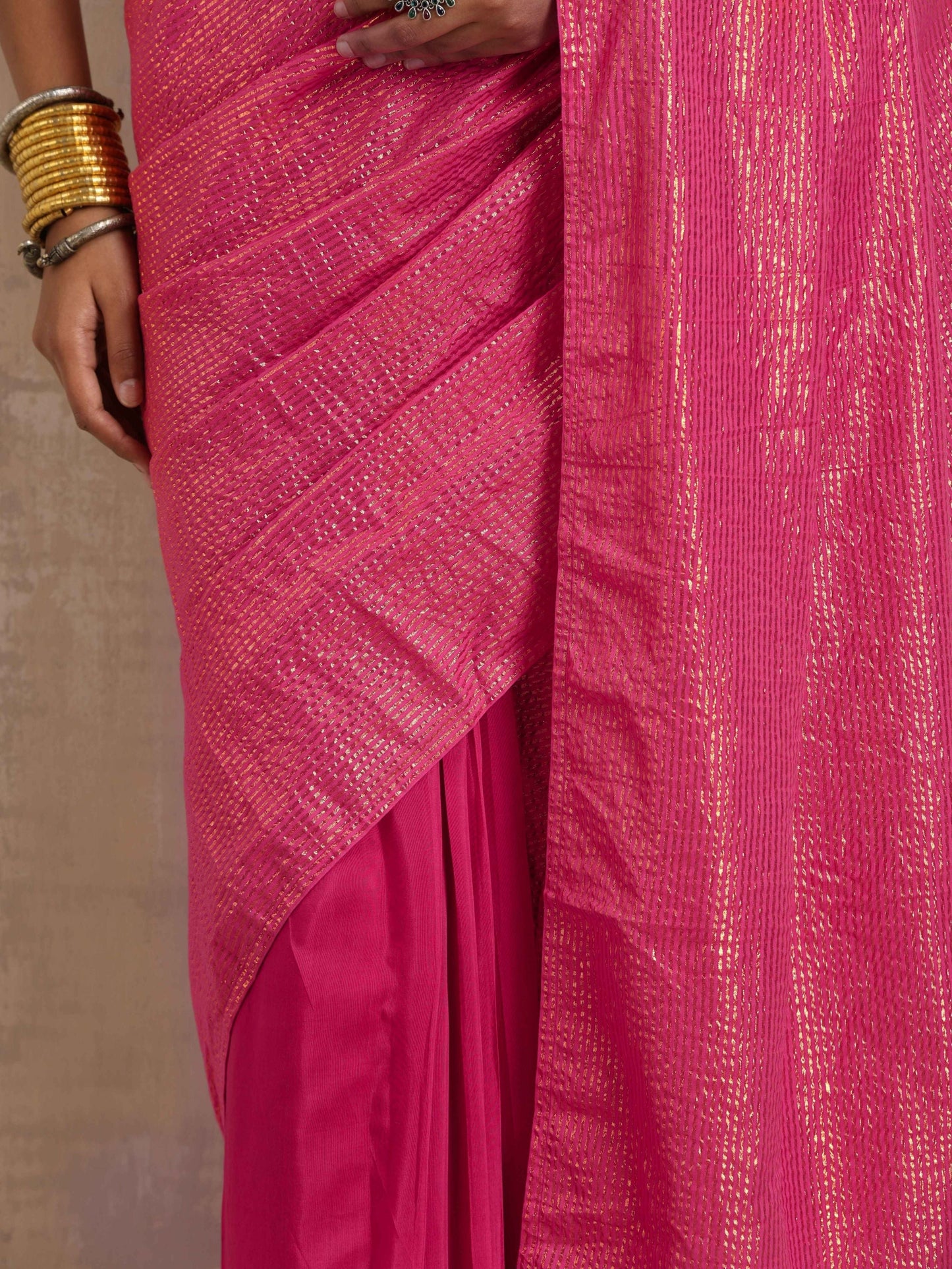 trueBrowns Pink Gold Lurex Ready To Wear Saree | Swadesiicart