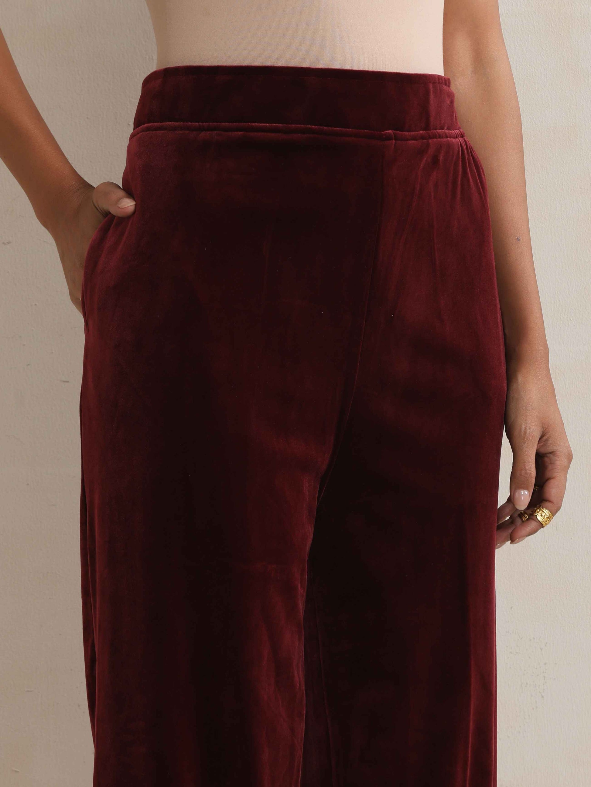 trueBrowns Maroon Velvet Embroidered Kurta Pant Dupatta Set | Swadesiicart