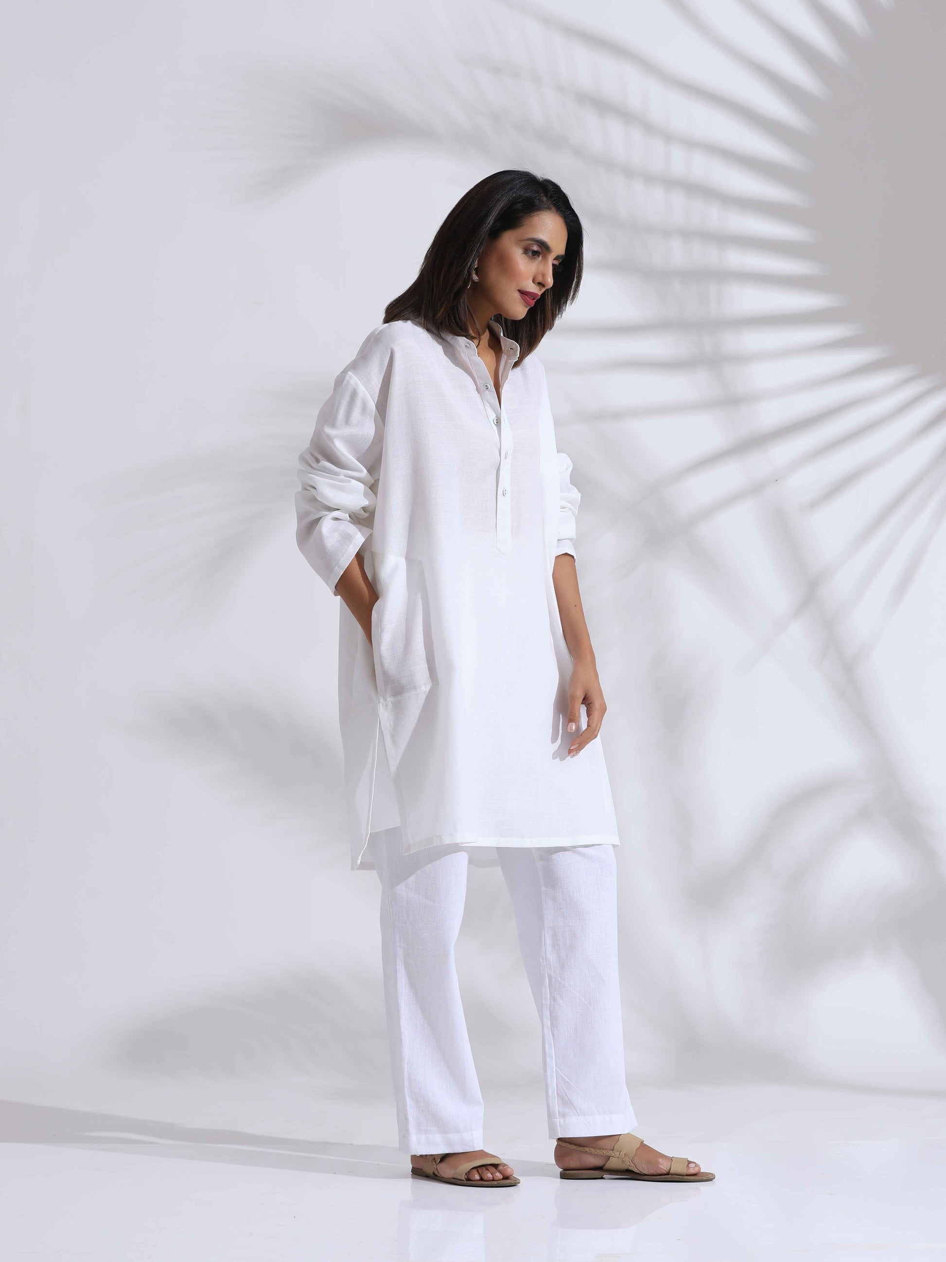 trueBrowns White Unisex Freesize Kurta | Swadesiicart