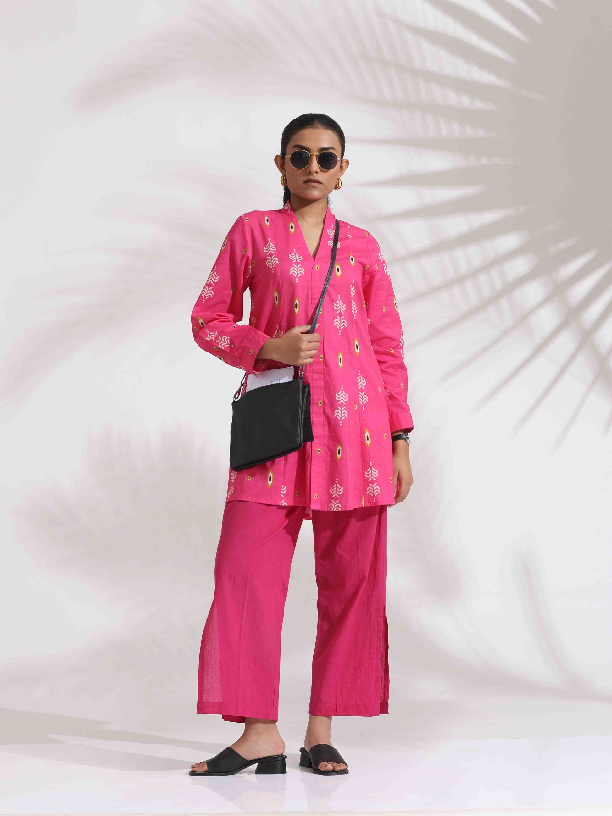 trueBrowns Pink Cotton Print Flared Top Co-ord Set - Swadesiicart