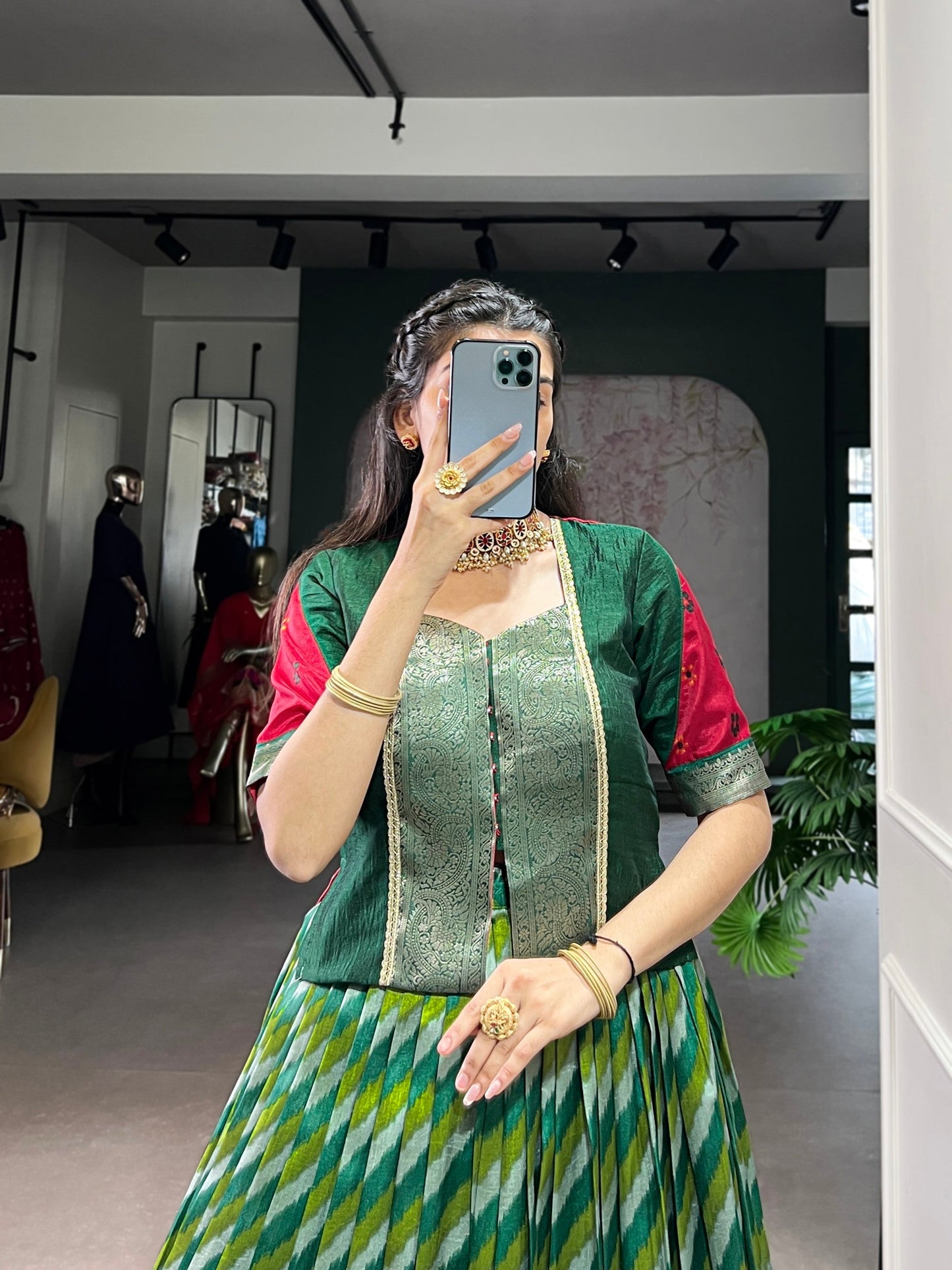 Lorenvalley Fashion Green Tasar Silk Leheriya Print With Zari Weaving Work Lehenga Choli - Swadesiicart