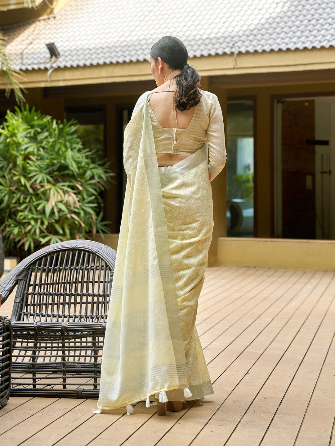 Mitera Yellow & White Floral Embroidered Zari Pure Linen Banarasi Saree | Swadesiicart
