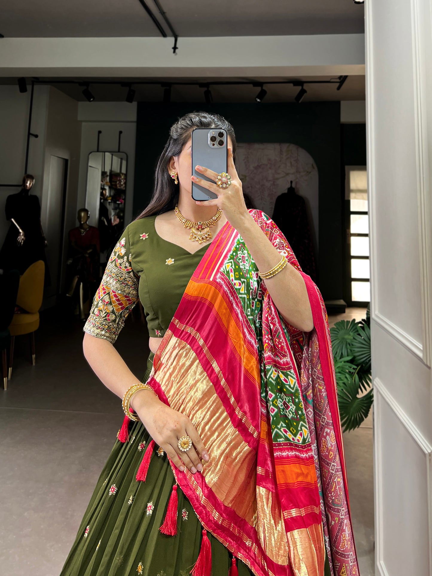 Lorenvalley Green Georgette Sequins and Thread Embroidery Work Lehenga Choli | Swadesiicart