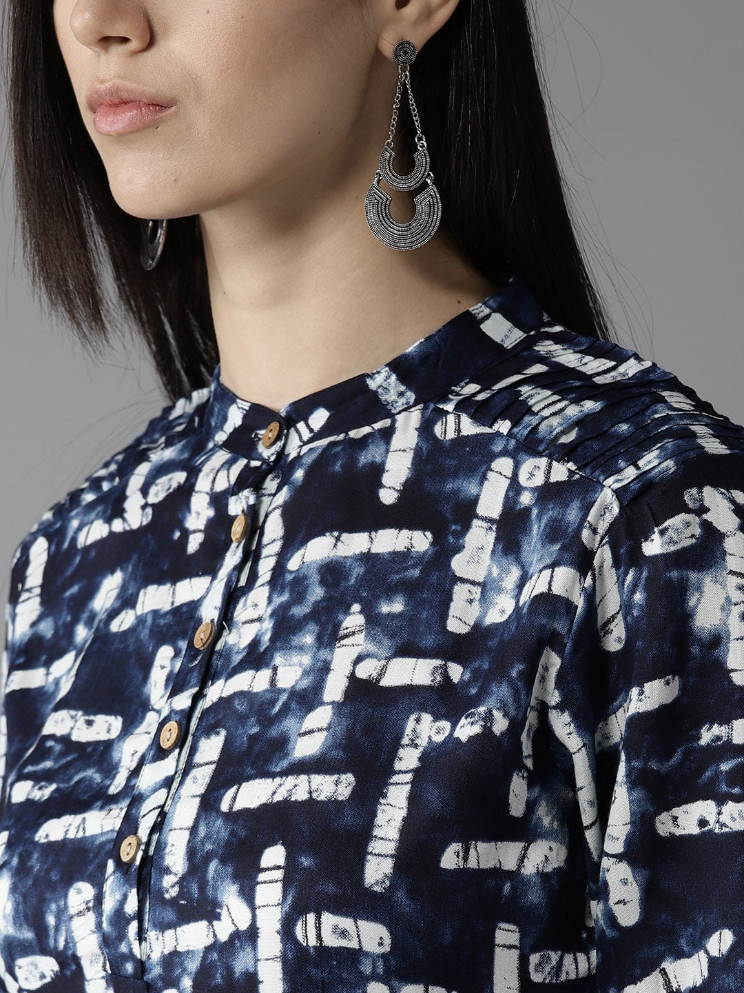 HERE&NOW Women Navy Blue & Off-White Printed Straight Kurta - Swadesiicart