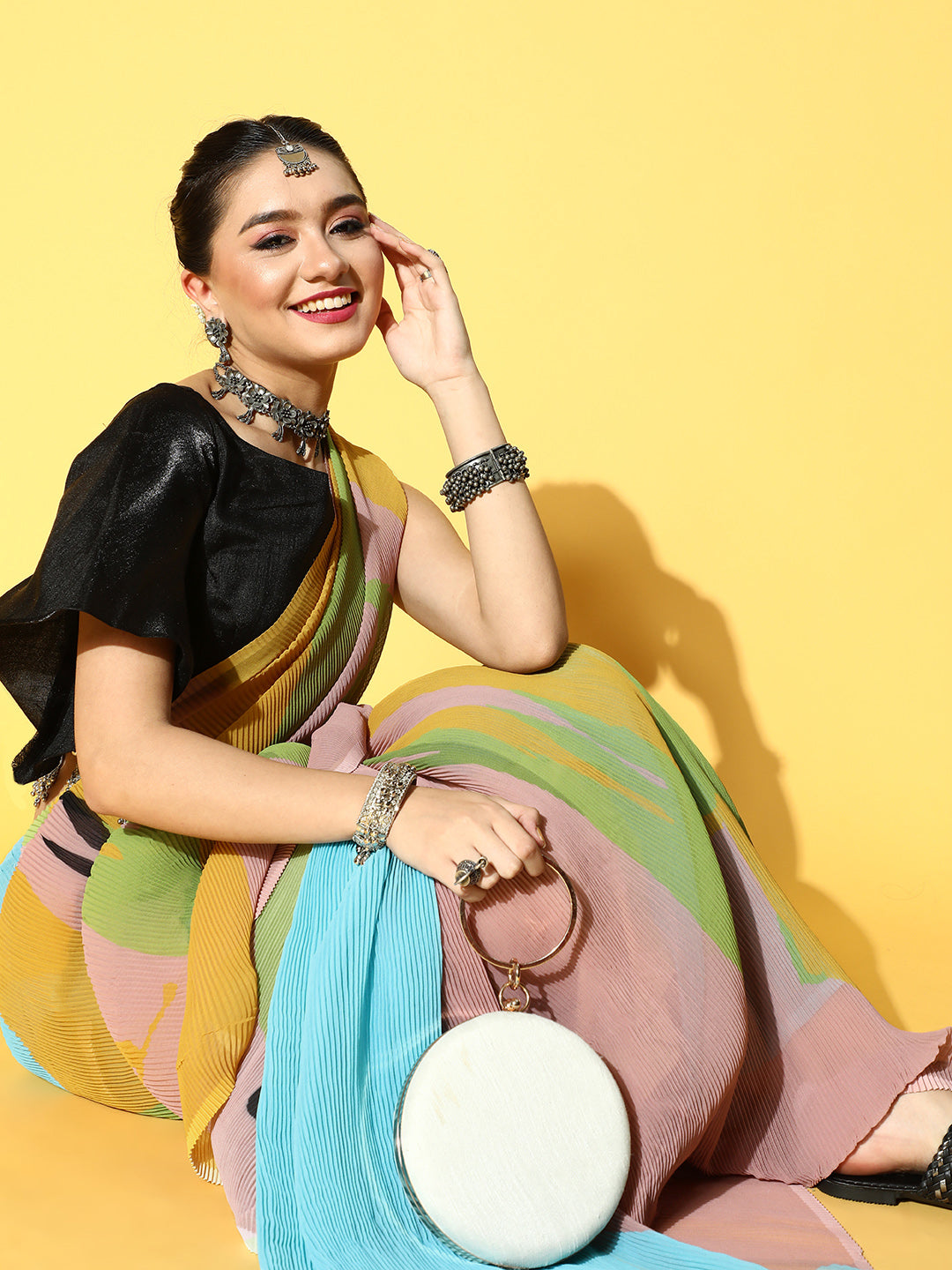 Tikhi Imli Abstract Poly Georgette Saree Border | Swadesiicart