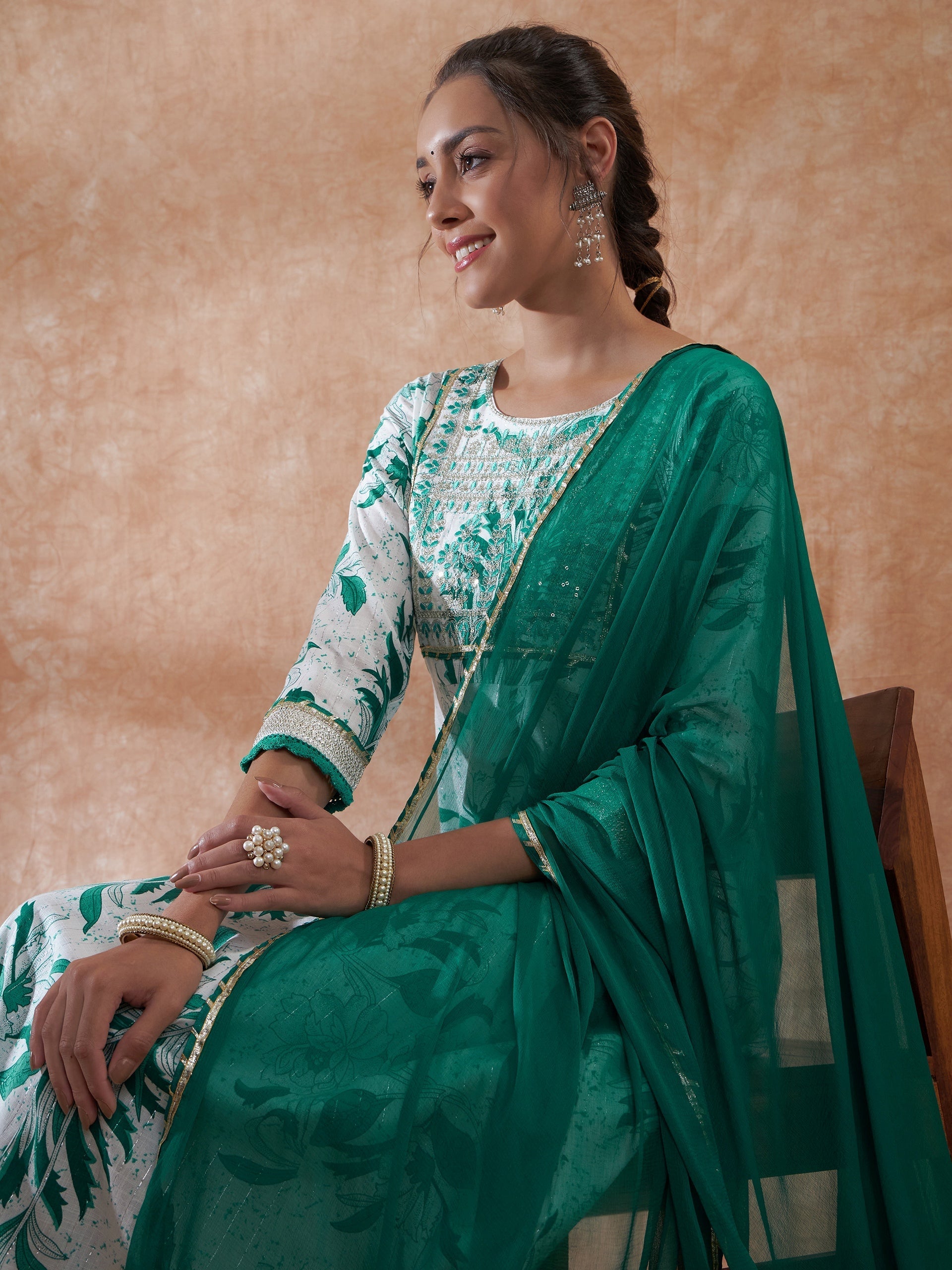 InWeave Women's White Teal Lurex Leaf Print Patch Gota Kurta Set W Teal Dupatta - Swadesiicart