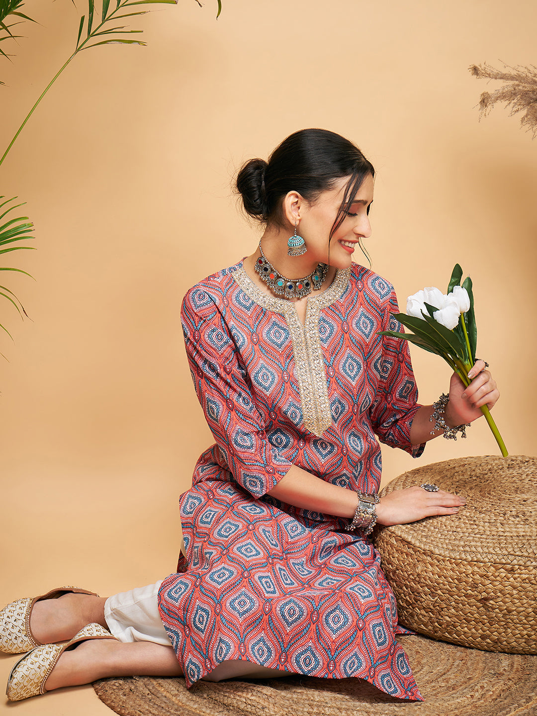 InWeave Women's Red Blue Ogee Print Gota Straight Kurta - Swadesiicart