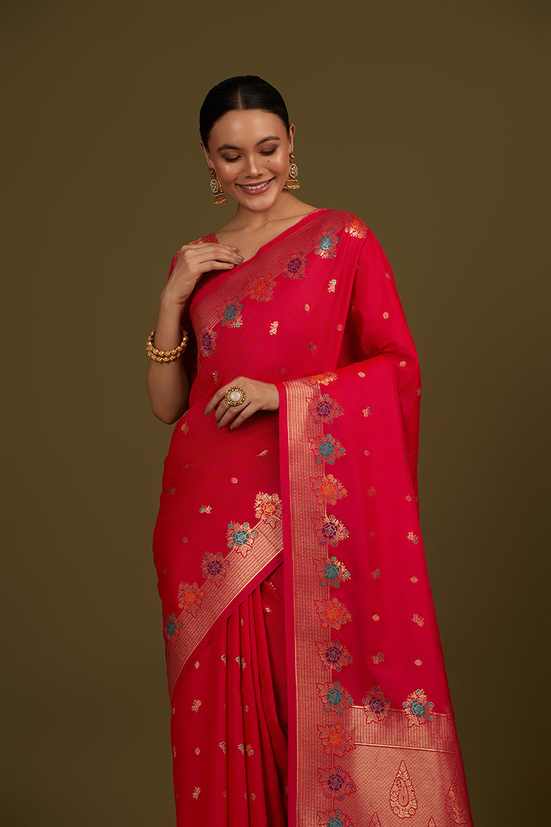 Monjolika Fashion Dark Pink Banarasi Silk Blend SareeWith Zari Woven Detailing | Swadesiicart