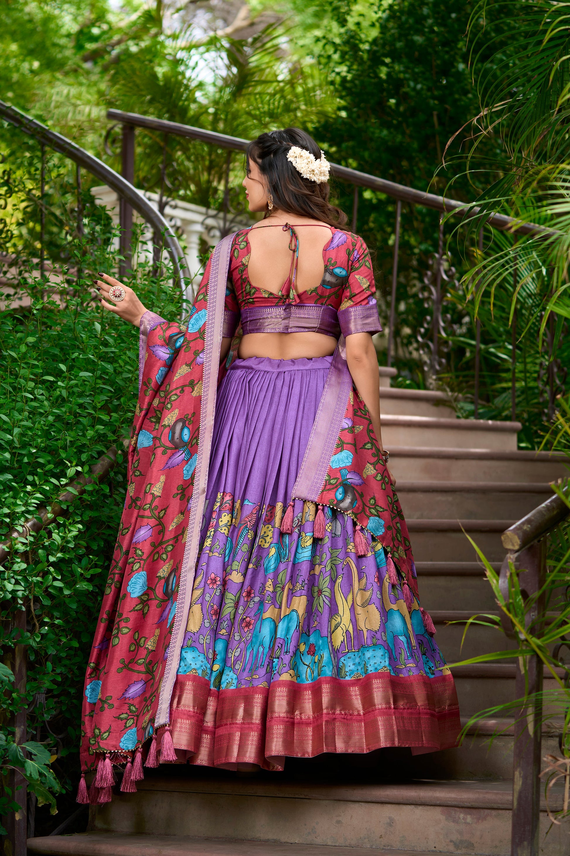 Lorenvalley Lavender Dola Silk Kalamkari Print With Zari Weaving Border Lehenga Choli | Swadesiicart