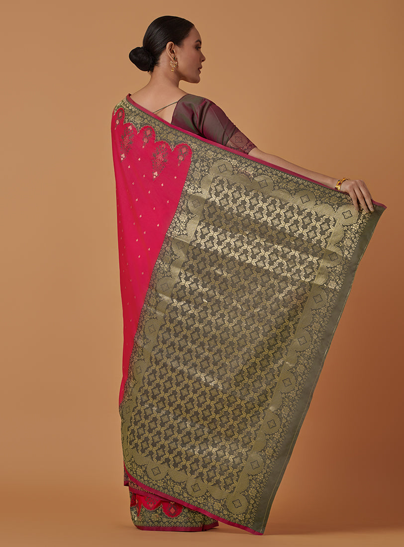 Monjolika Fashion Pink Banarasi Silk Blend SareeWith Zari Woven Rich Brocade Design | Swadesiicart