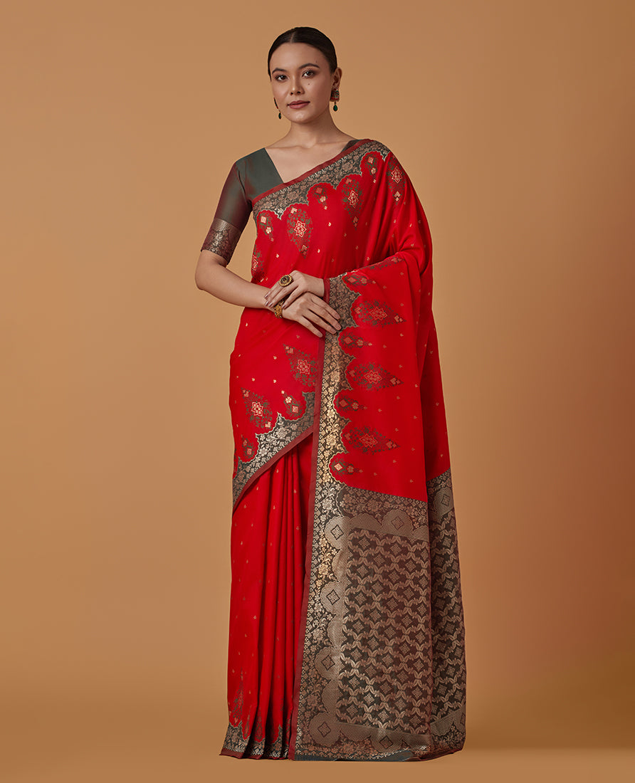 Monjolika Fashion Red Banarasi Silk Blend SareeWith Zari Woven Rich Brocade Design | Swadesiicart