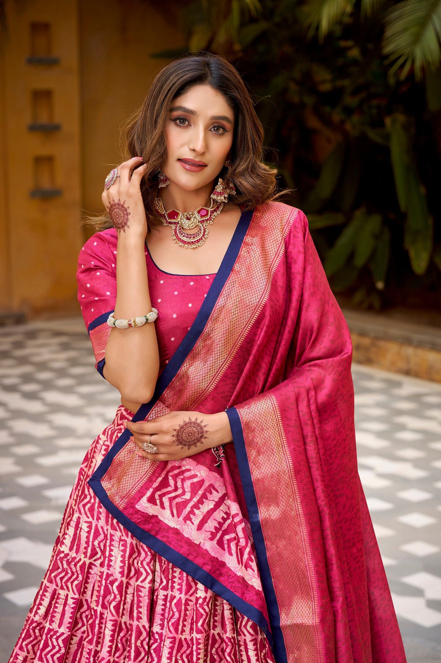 Lorenvalley Fashion Gajari Dola Silk Batik Print with Zari Weaving Work Lehenga Choli with Dupatta - Swadesiicart