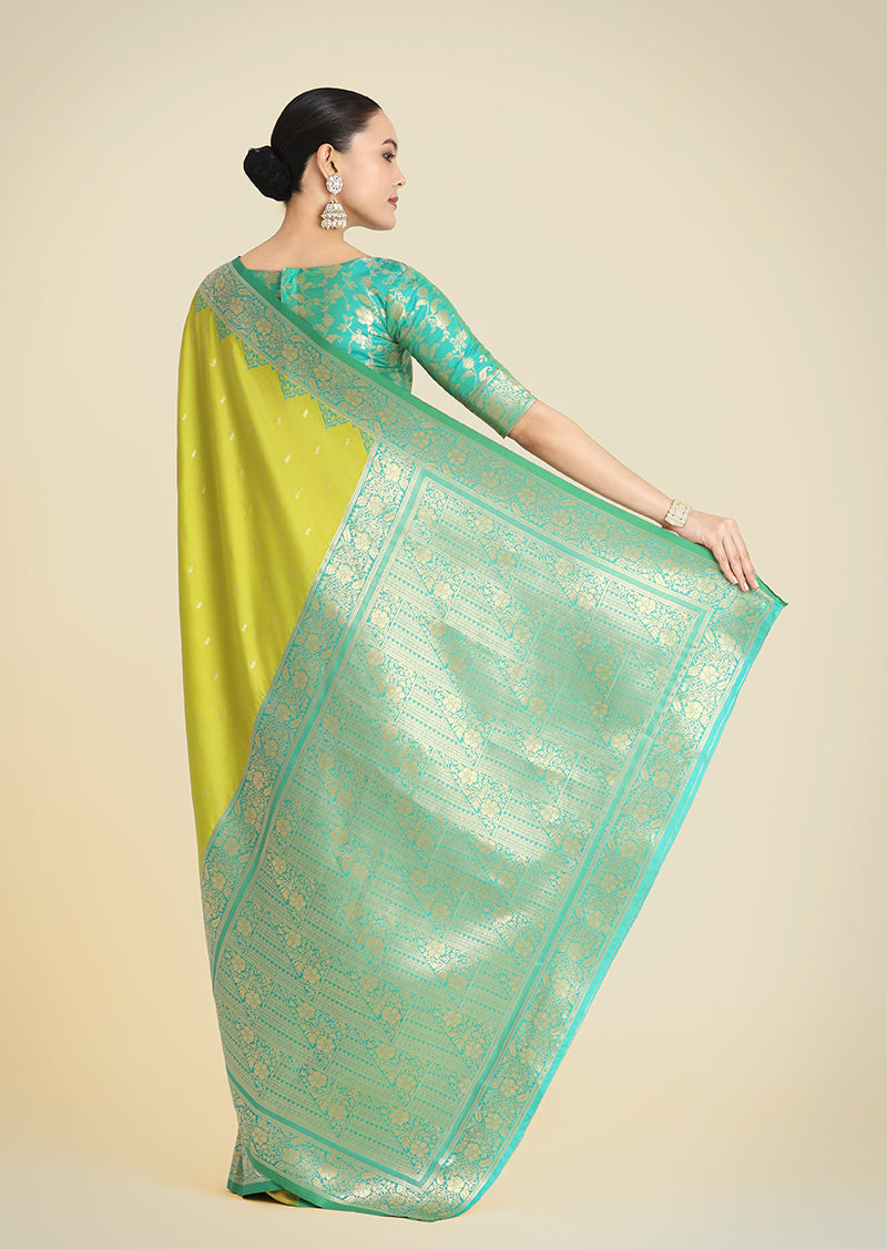 Monjolika Fashion Banarasi Silk Parrot Green Color Weaving Designer Saree | Swadesiicart