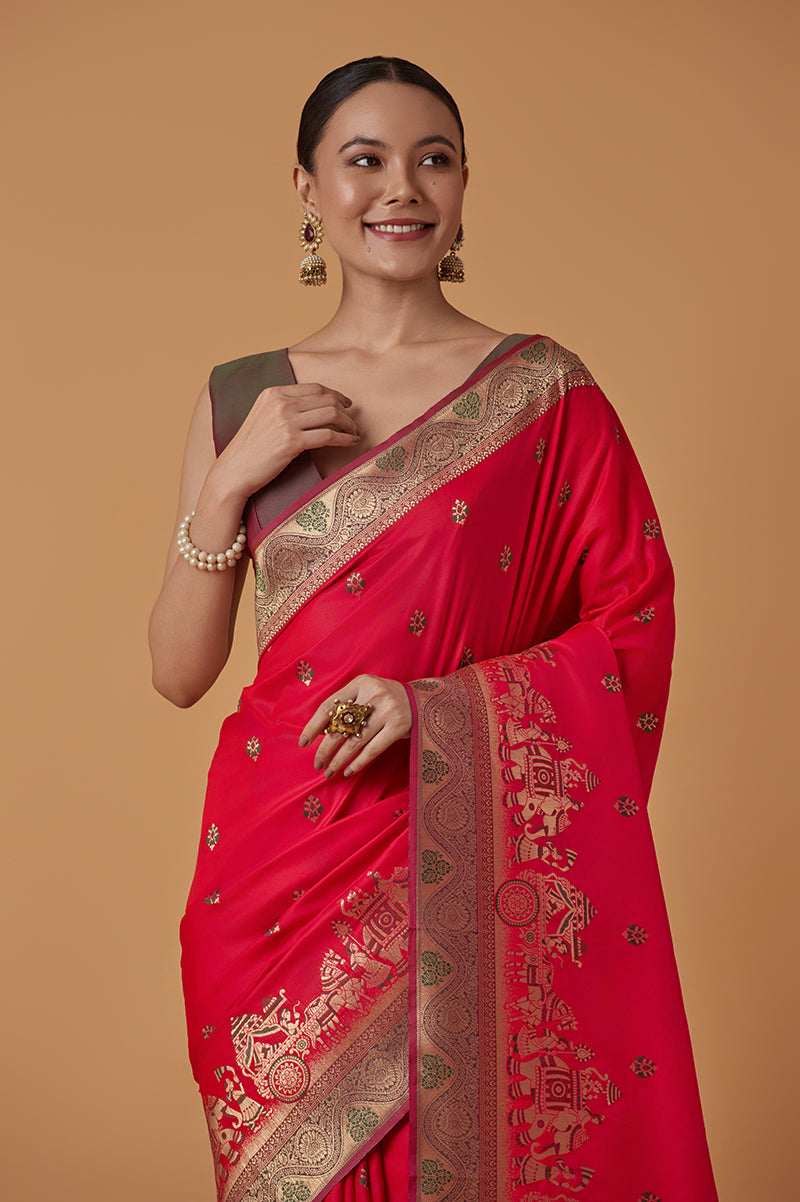 Monjolika Fashion Pink Banarasi Silk Blend SareeWith Traditional & Modern Dulha Dulhan Figure Zari Woven Detailing | Swadesiicart