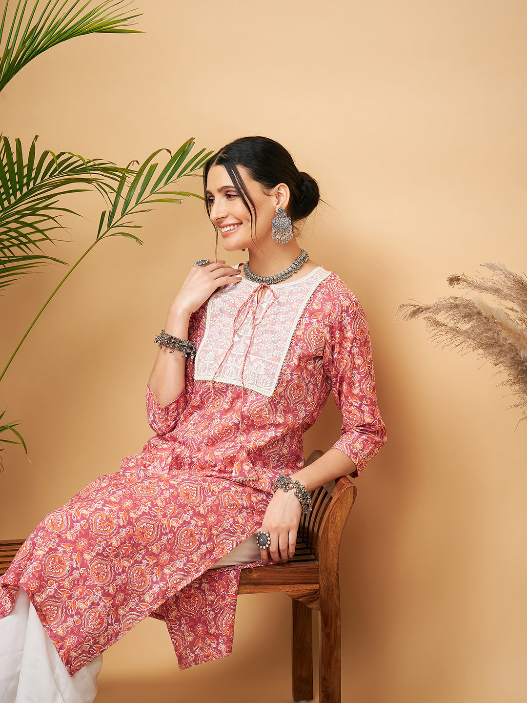 InWeave Women's Dusty Pink Paisley Patch Straight Kurta Pant Set - Swadesiicart