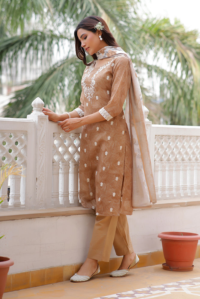 Vaasva Women Brown Linen Kurta Embroidered Kurta Set With Solid Pants & Dupatta | Swadesiicart