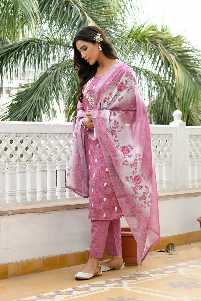 Vaasva Women Mangenta Linen Kurta Embroidered Kurta Set With Solid Pants & Dupatta | Swadesiicart