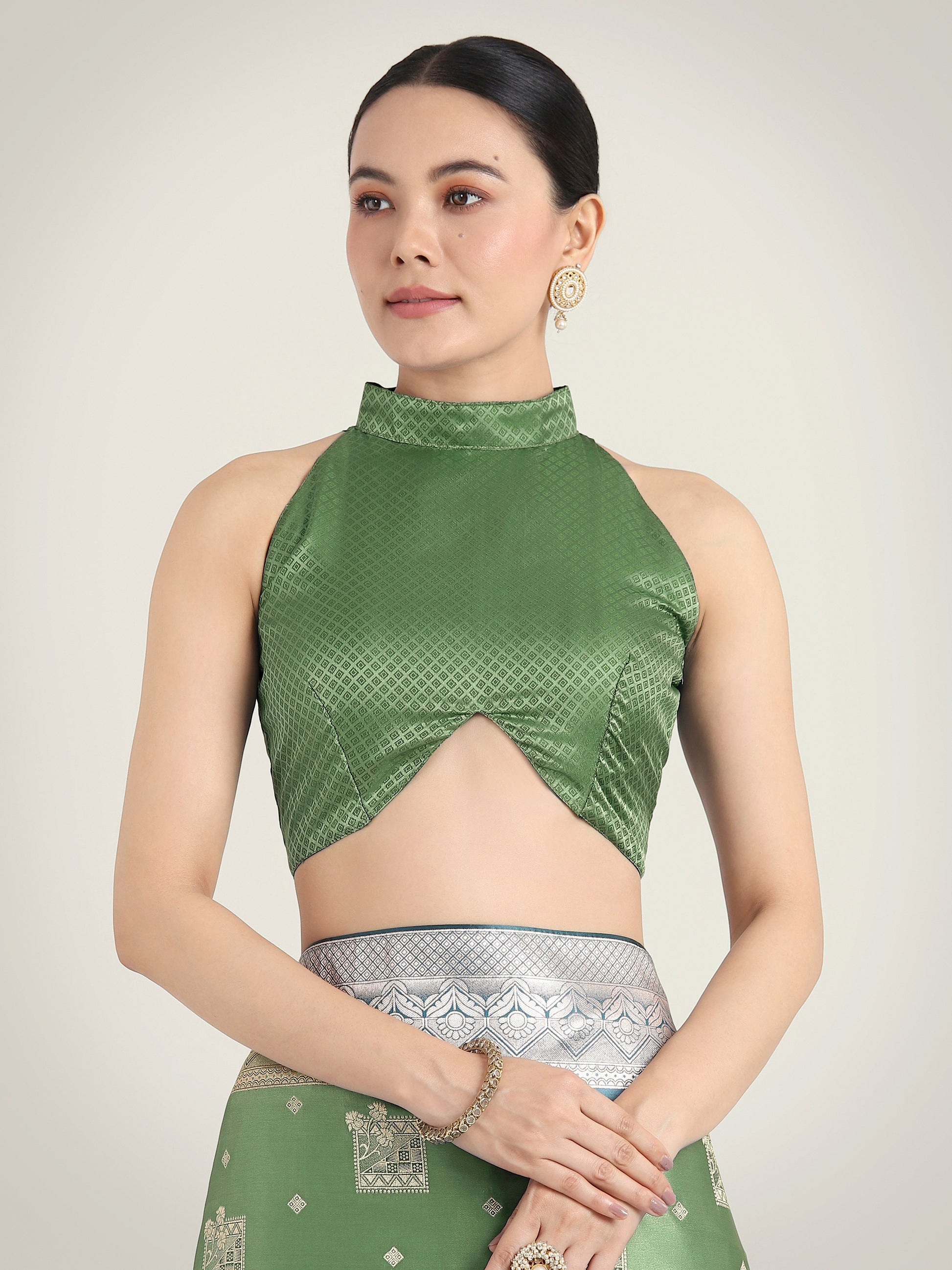 Monjolika Fashion Green Color Banarasi Satin Silk Zari Weaving Festival Saree | Swadesiicart